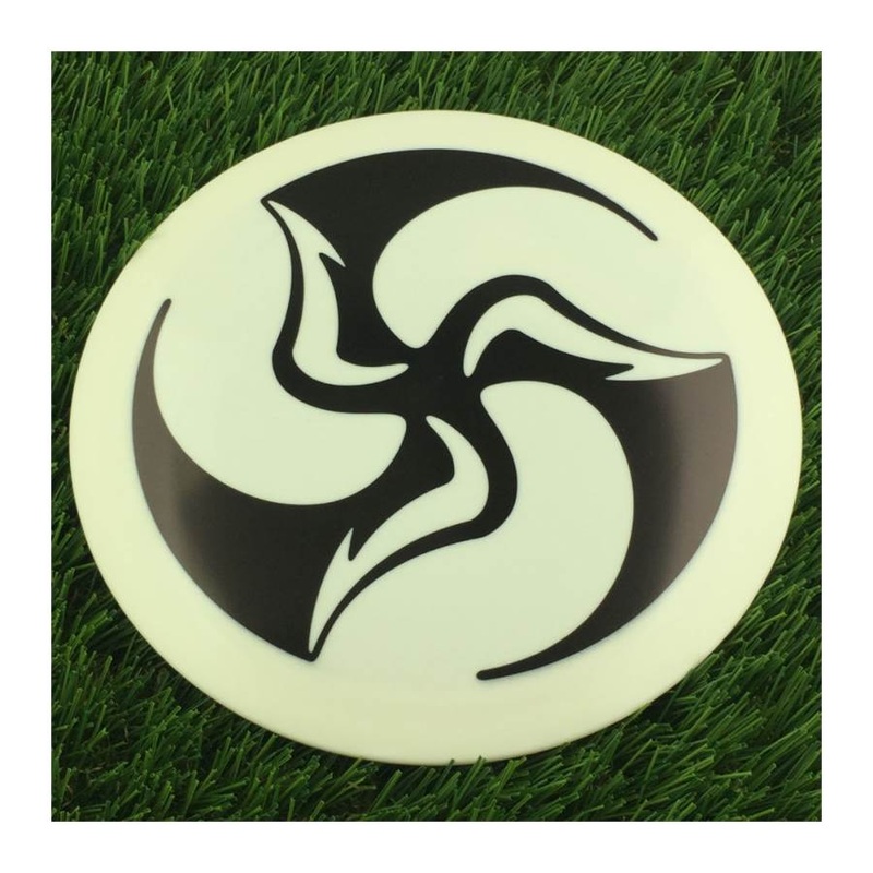 Dynamic Discs Fuzion Vandal with DyeMax Huk Lab Trifly Stamp – 174g – Solid White