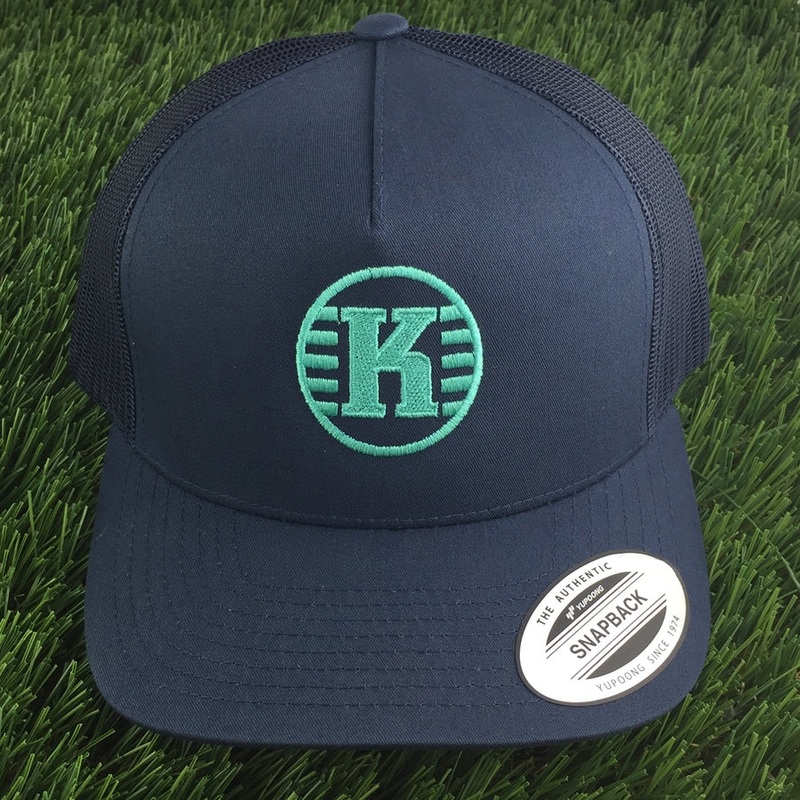 Yupoong / Kastaplast The Authentic Snapback Meshback Hat